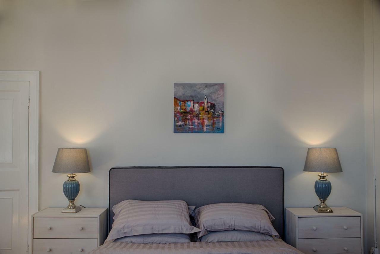 Serene Sea View Apartment In Corfu Old Town Eksteriør bilde